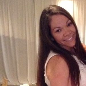 Meet your Posher, Elise